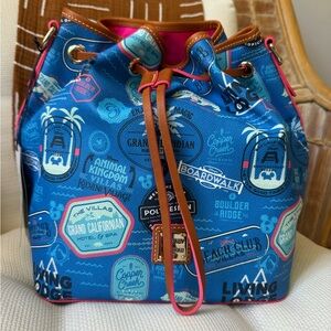 Disney dooney & Bourke dvc member exclusive drawstring bag new with tag